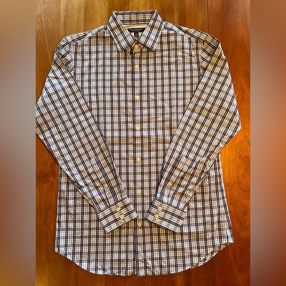 Banana Republic Non Iron Slim Fit Button Down Shirt - Picture 6 of 7